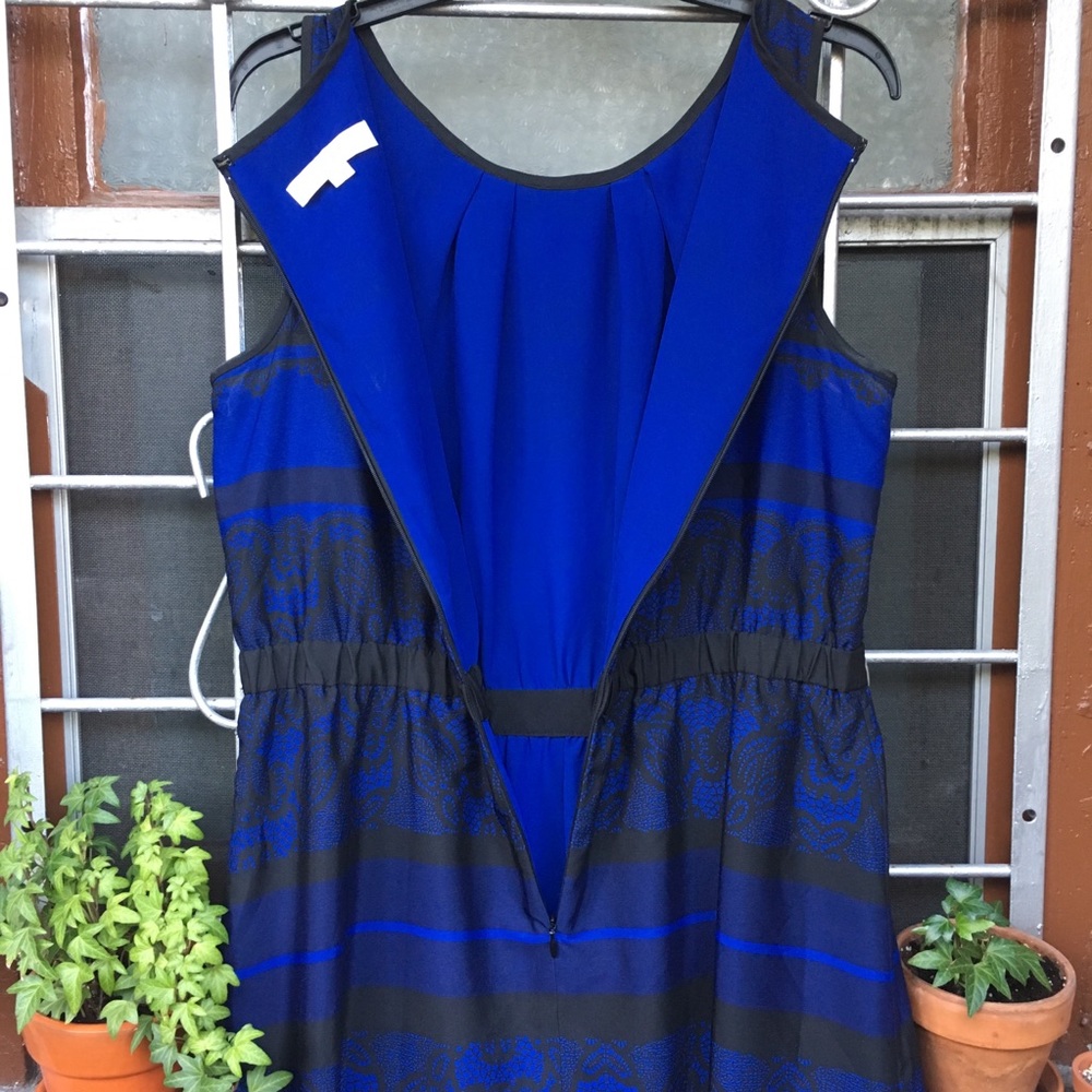 LOFT blue and black lace motif dress size 12 - Picture 3 of 5